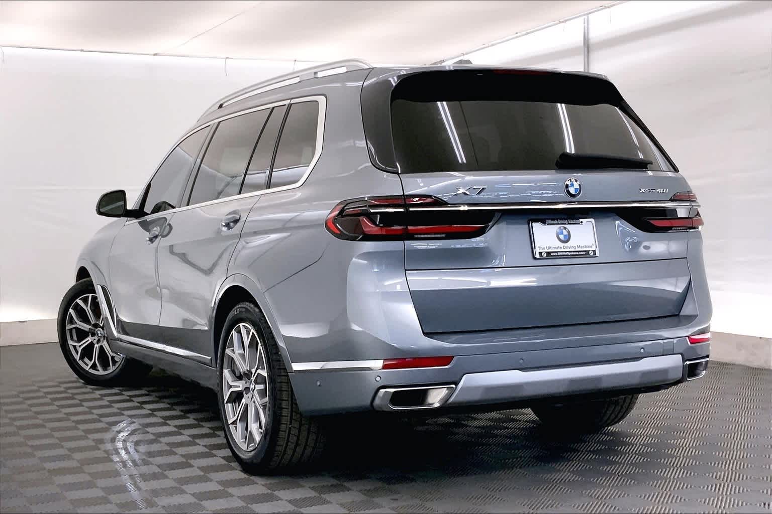 2024 BMW X7 xDrive40i
