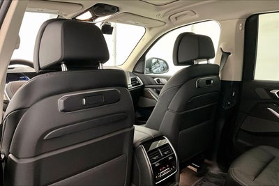 2026 BMW X7 xDrive40i xDrive40i