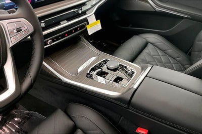 2026 BMW X7 xDrive40i xDrive40i