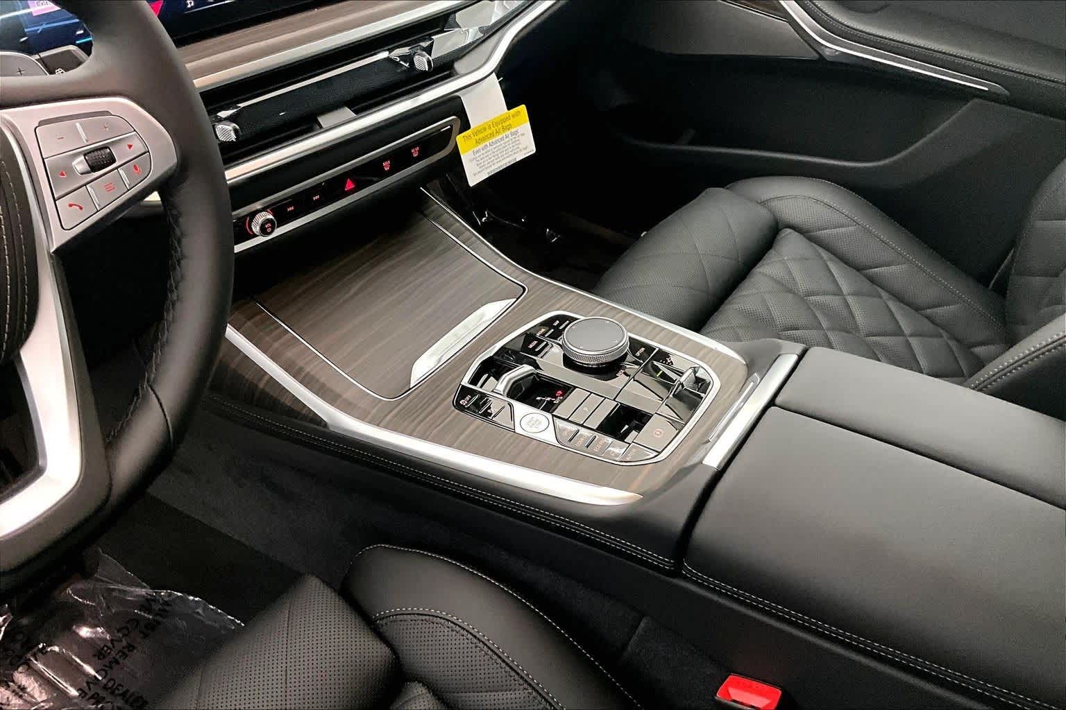 2026 BMW X7 xDrive40i xDrive40i