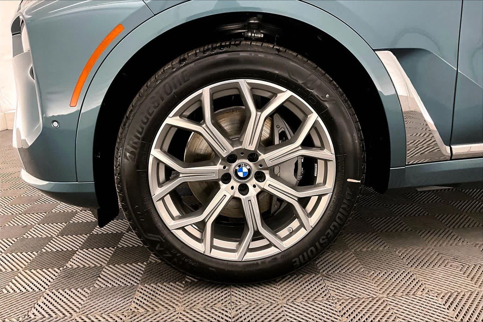 2026 BMW X7 xDrive40i xDrive40i