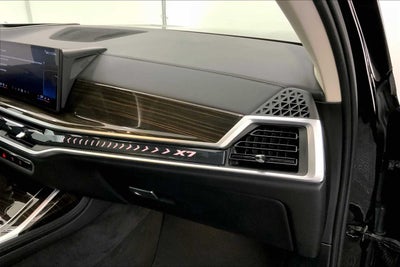 2024 BMW X7 xDrive40i