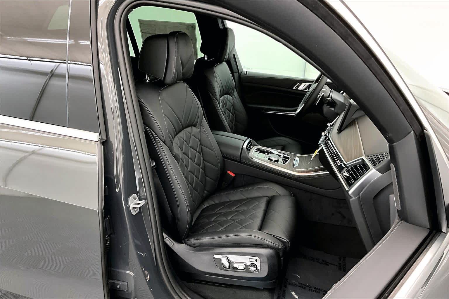 2026 BMW X5 xDrive40i xDrive40i