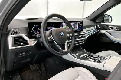 2025 BMW X5 xDrive40i