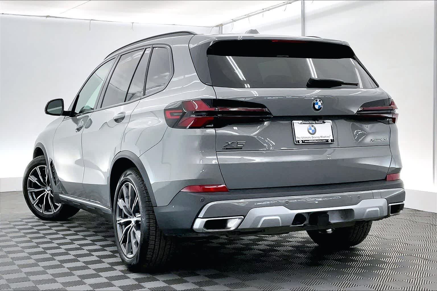 2025 BMW X5 xDrive40i