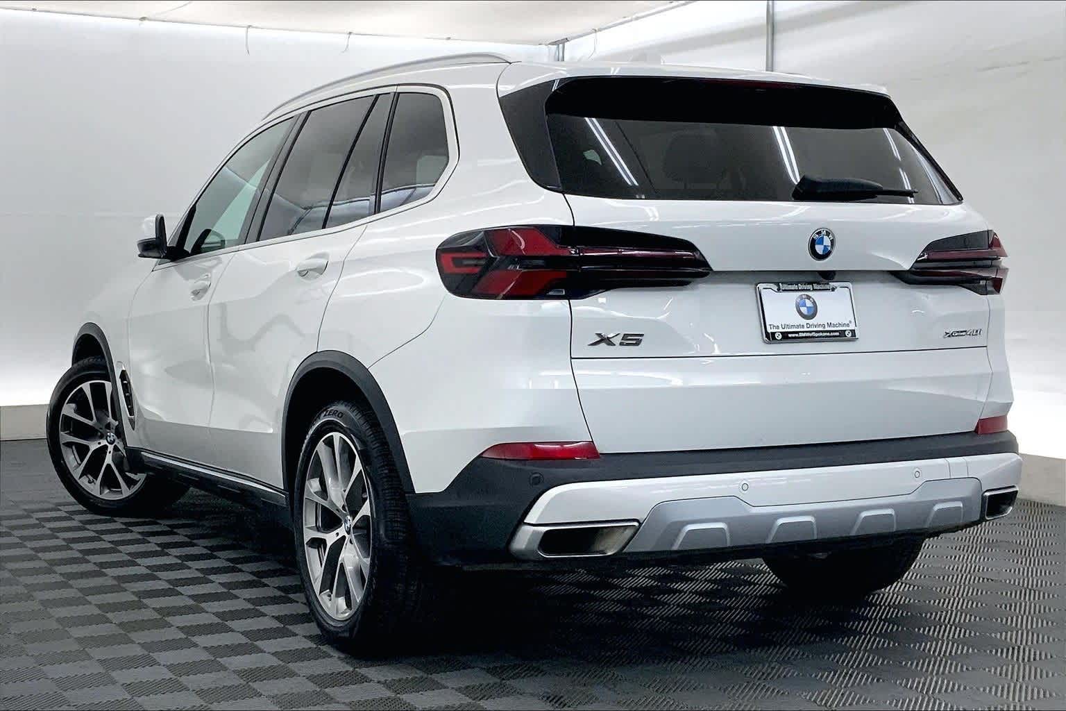 2024 BMW X5 xDrive40i