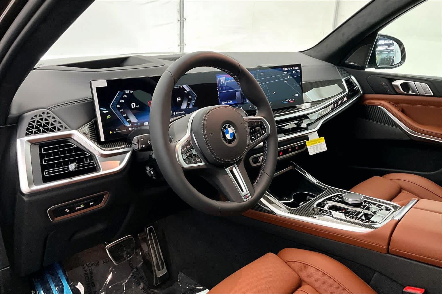 2026 BMW X7 M60i M60i