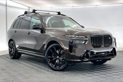 2026 BMW X7 M60i M60i