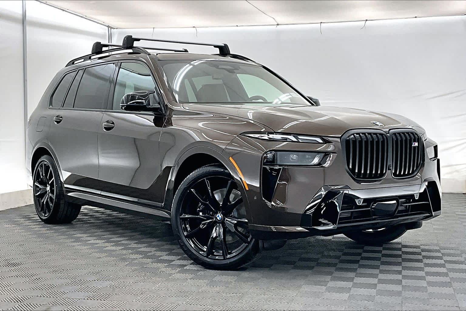 2026 BMW X7 M60i M60i