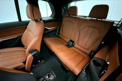 2027 BMW X7 M60i