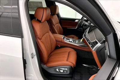 2027 BMW X7 M60i