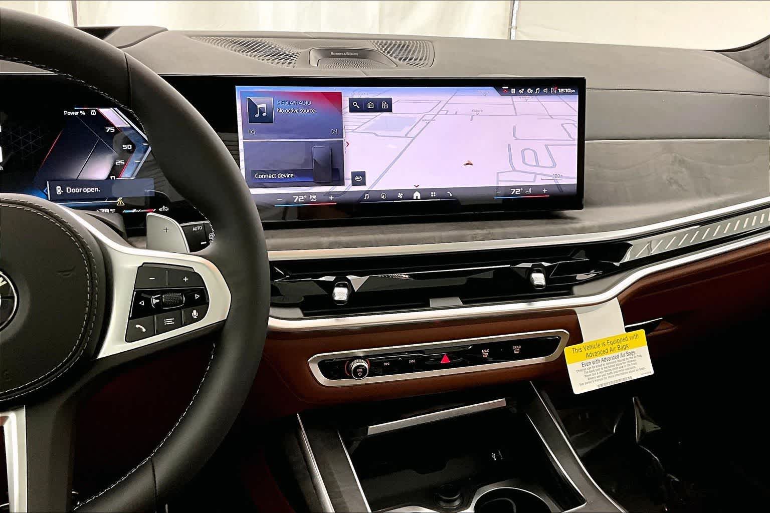 2027 BMW X7 M60i