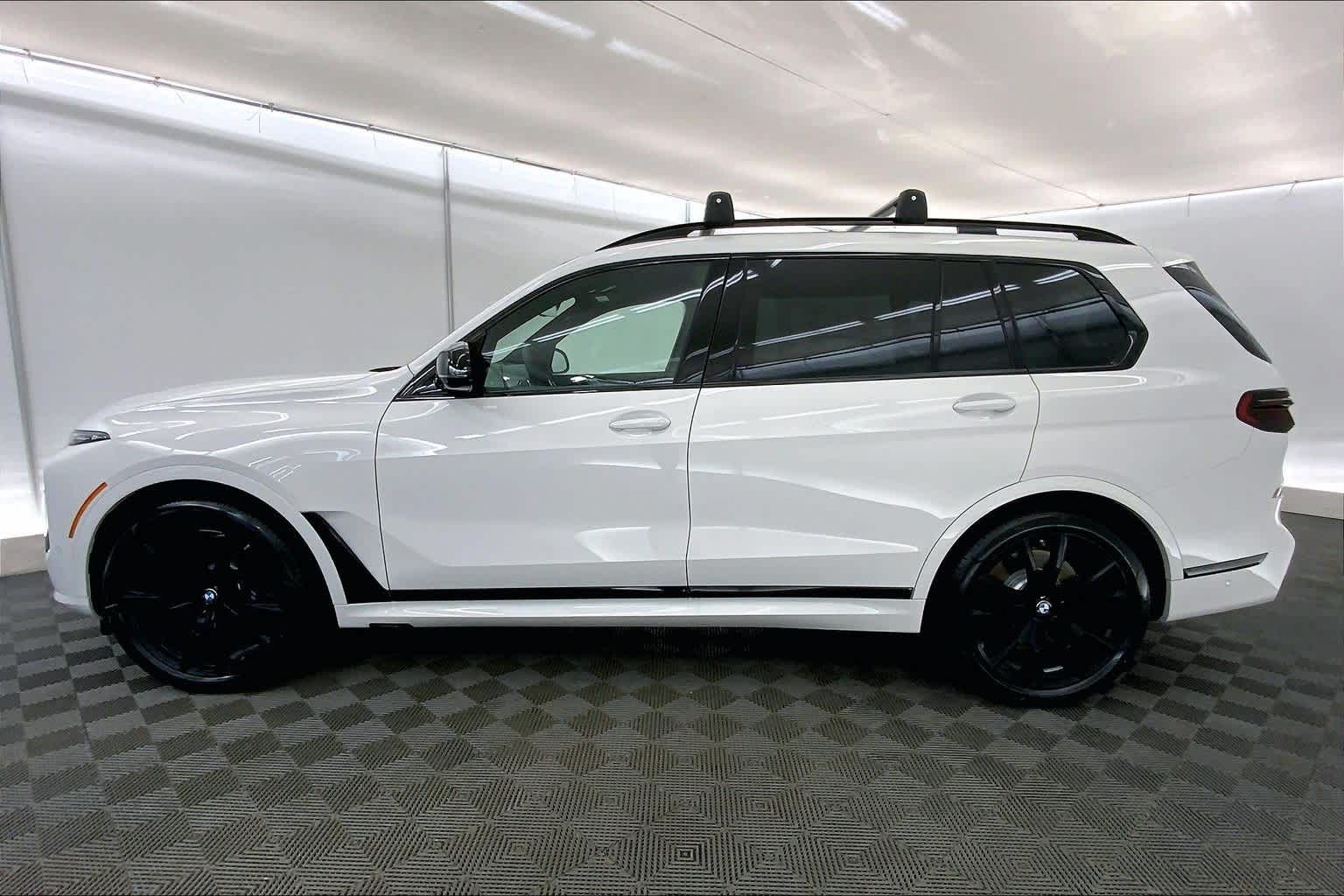 2026 BMW X7 M60i