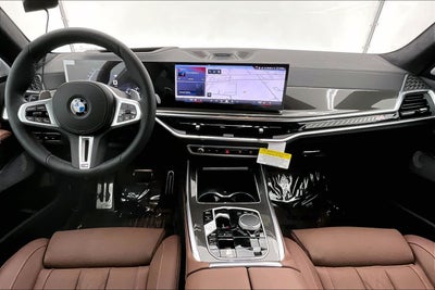 2026 BMW X7 M60i