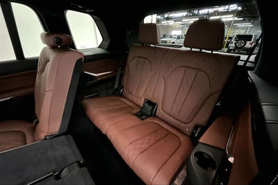 2026 BMW X7 M60i