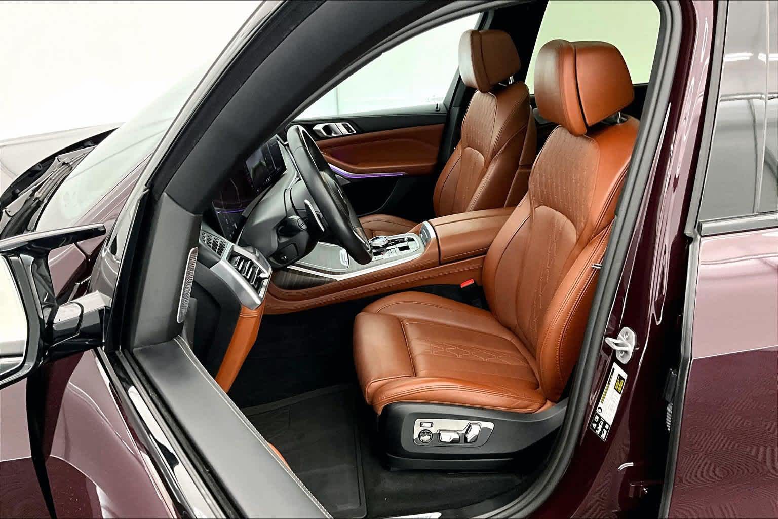 2025 BMW X7 M60i