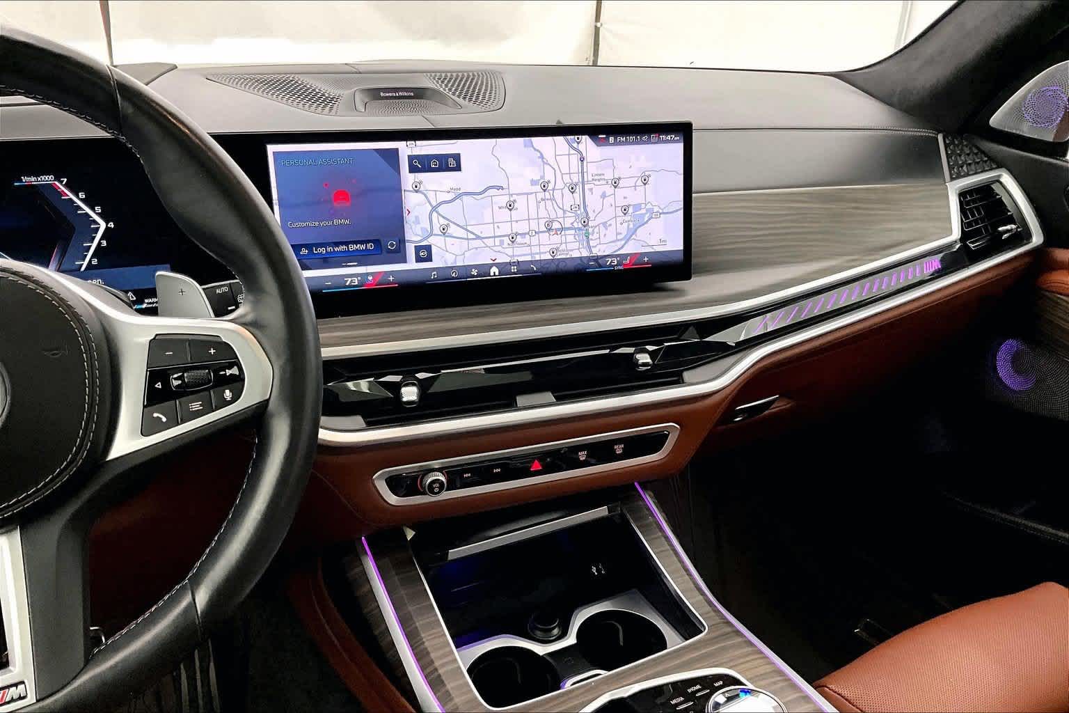 2025 BMW X7 M60i