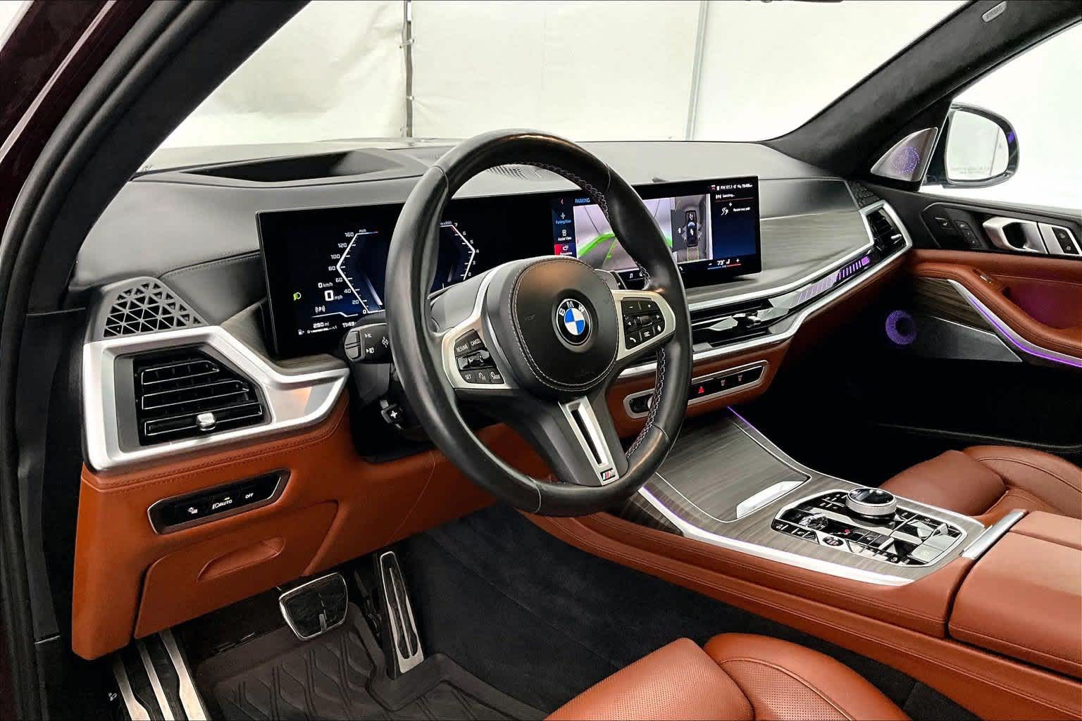 2025 BMW X7 M60i
