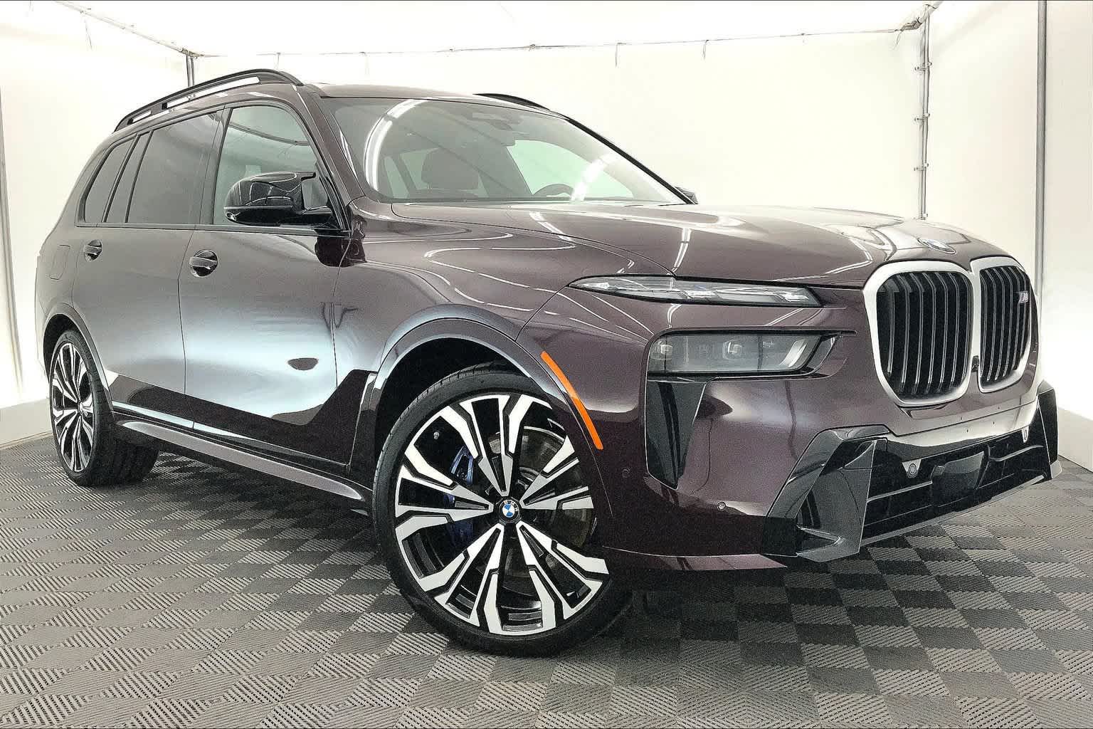 2025 BMW X7 M60i