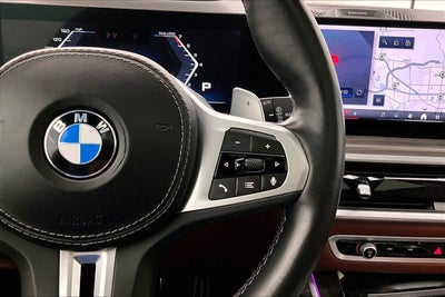 2025 BMW X7 M60i