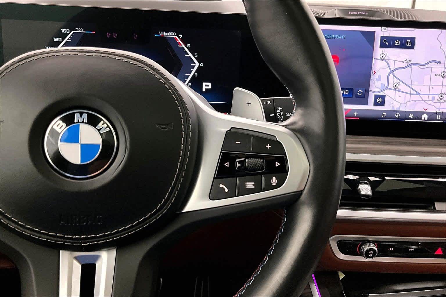 2025 BMW X7 M60i