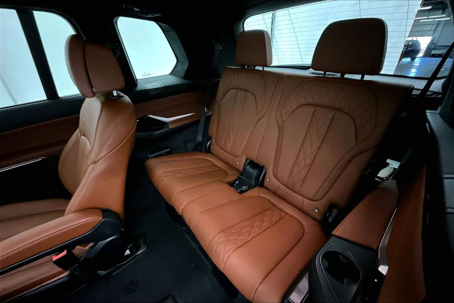 2026 BMW X7 M60i