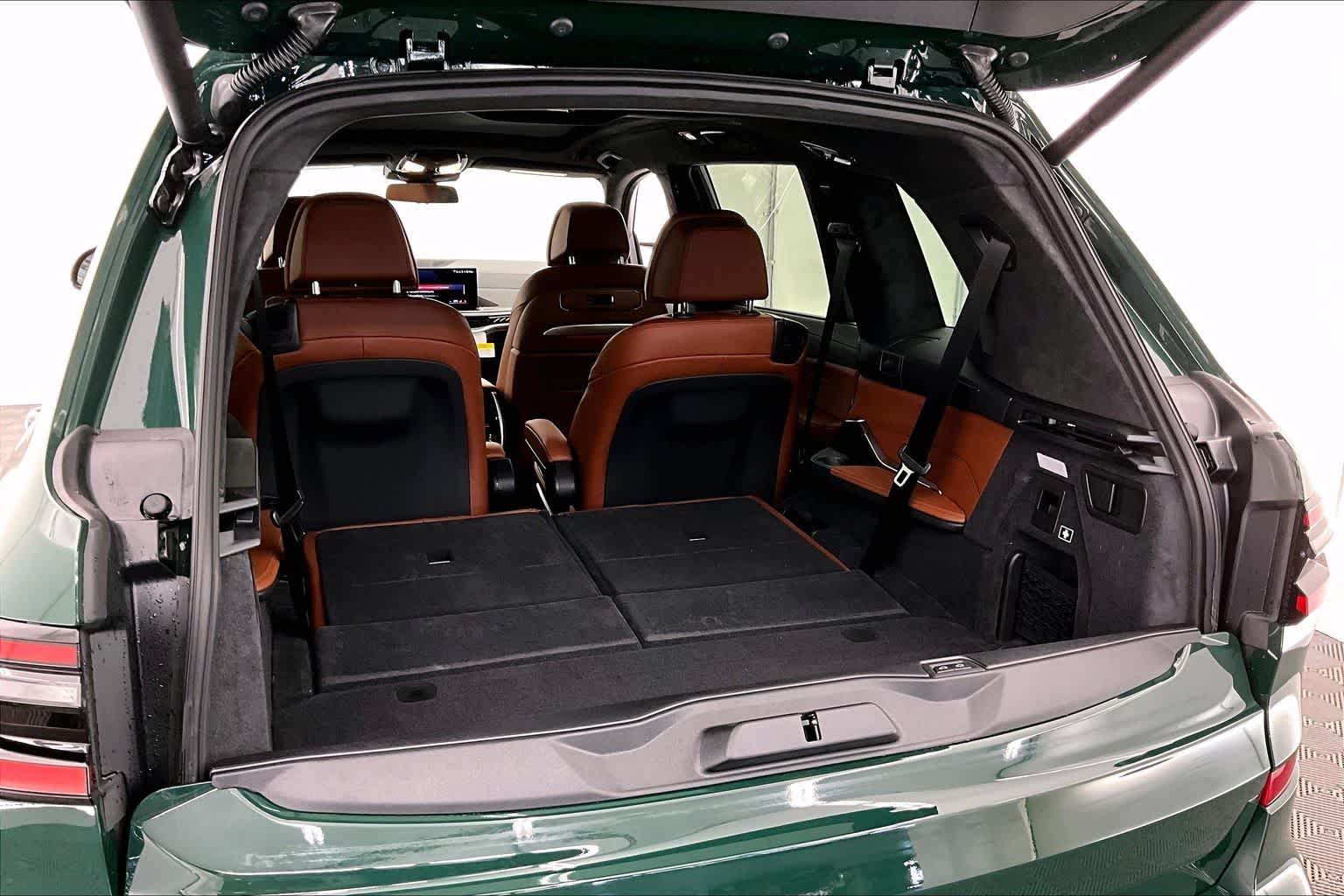 2026 BMW X7 M60i