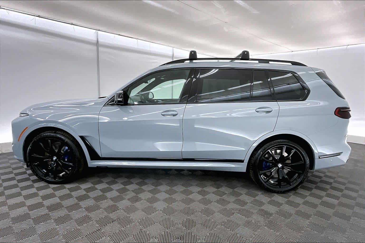 2026 BMW X7 M60i