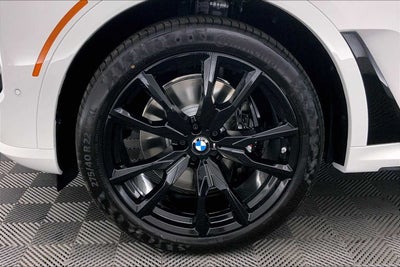 2026 BMW X7 M60i