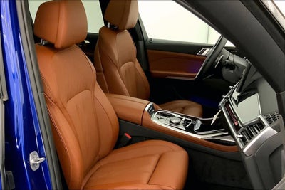 2024 BMW X7 M60i