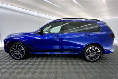 2024 BMW X7 M60i