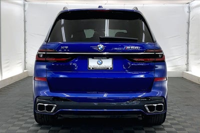 2024 BMW X7 M60i