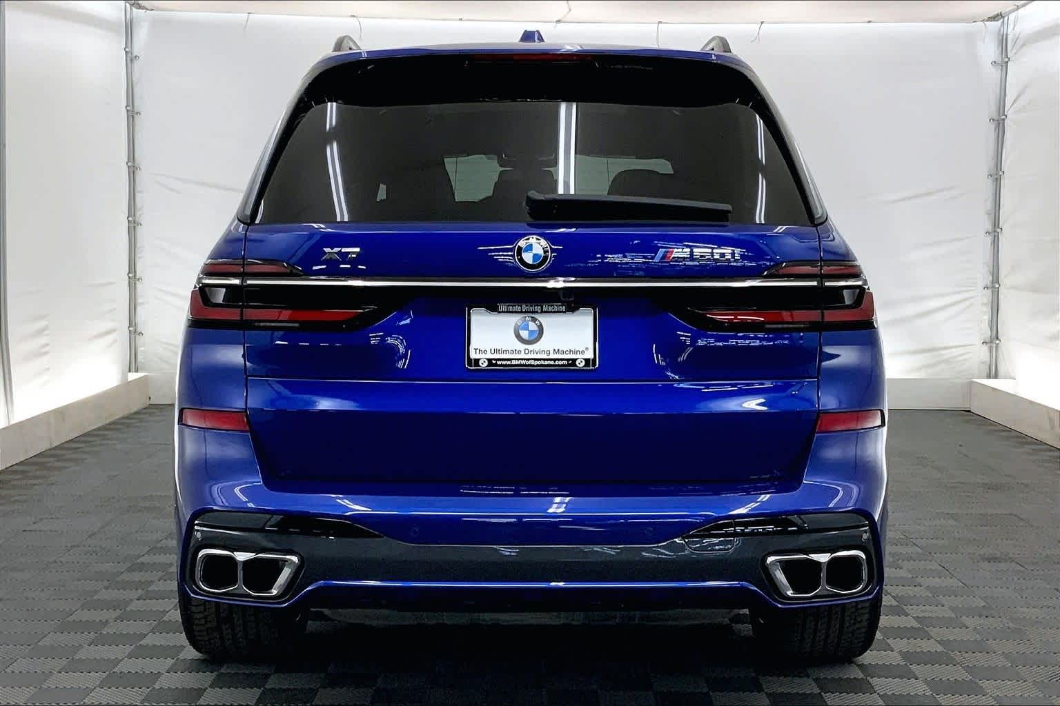 2024 BMW X7 M60i