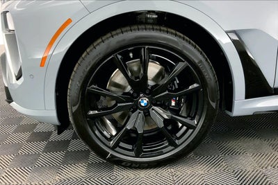 2026 BMW X7 M60i