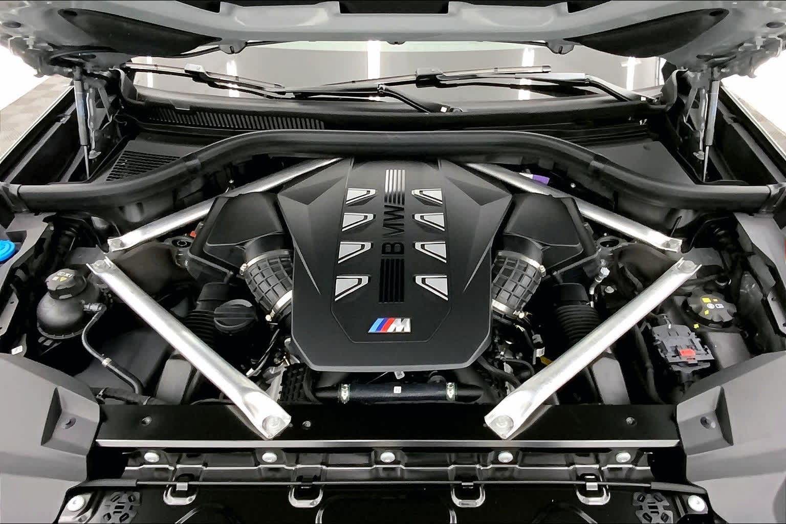 2026 BMW X7 M60i