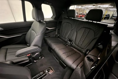 2026 BMW X7 M60i