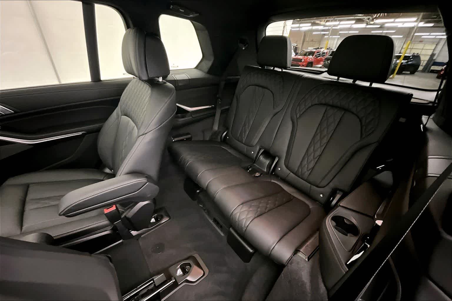 2026 BMW X7 M60i