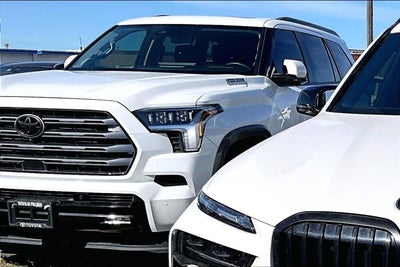 2025 BMW X7 M60i