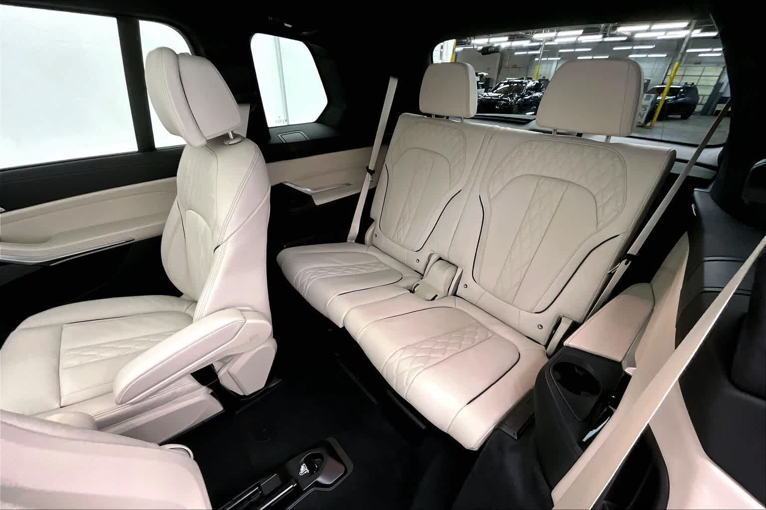 2026 BMW X7 M60i