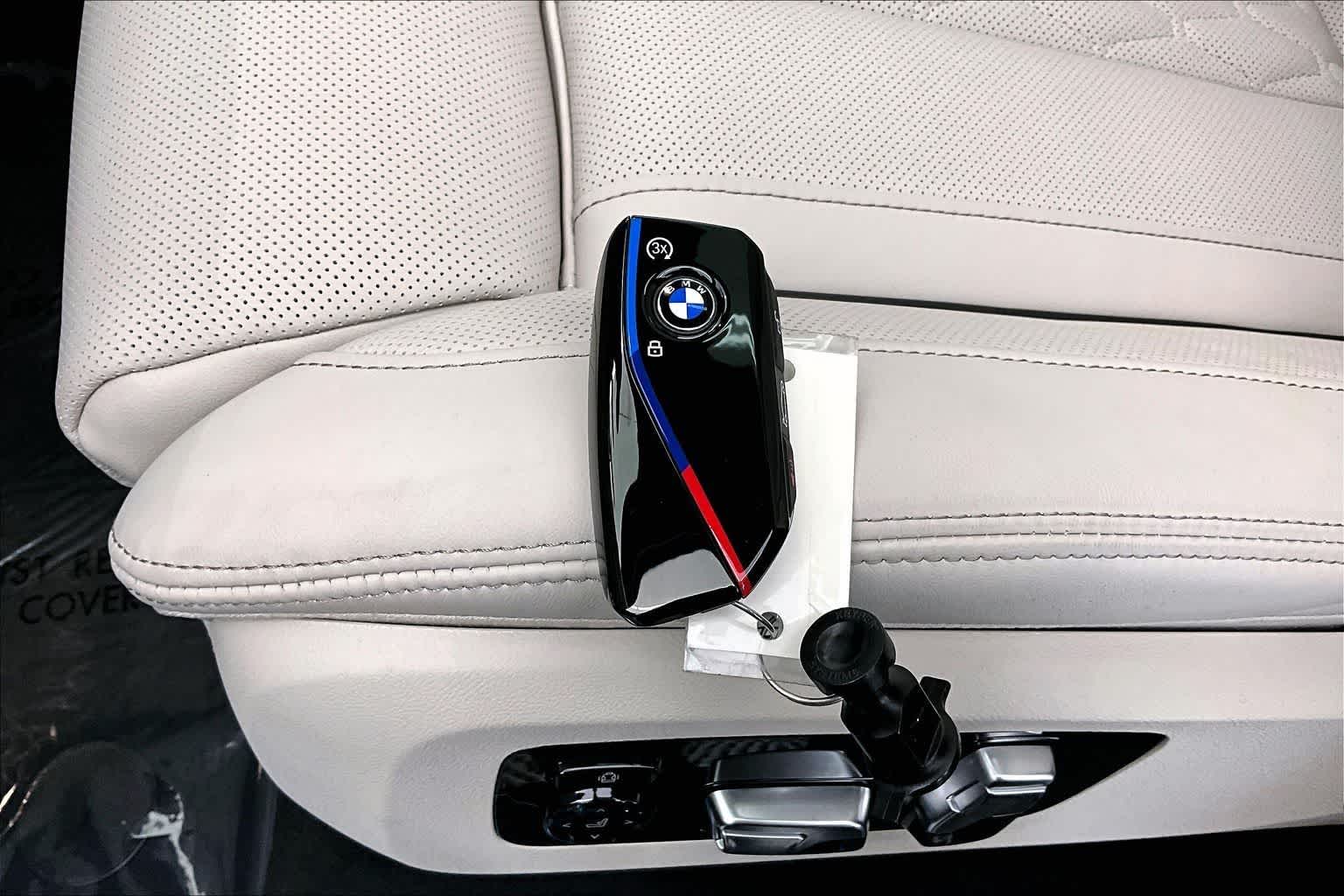 2026 BMW X7 M60i