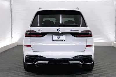 2024 BMW X7 M60i
