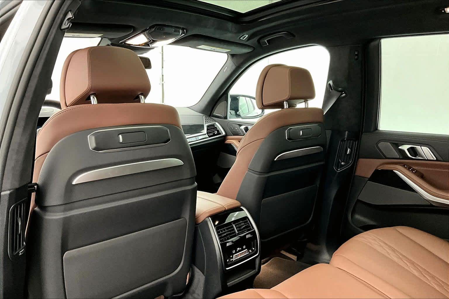 2026 BMW X7 M60i