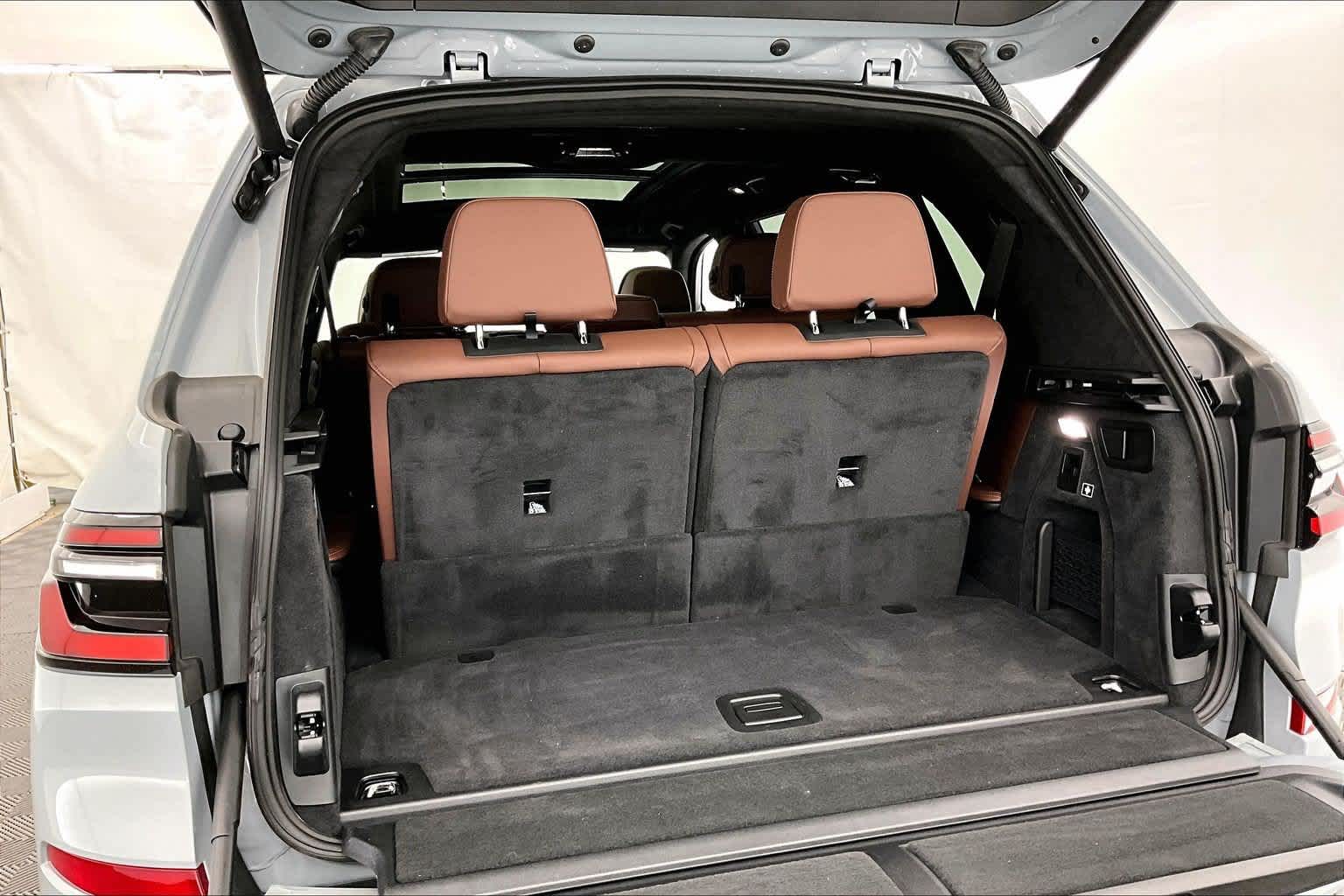 2026 BMW X7 M60i