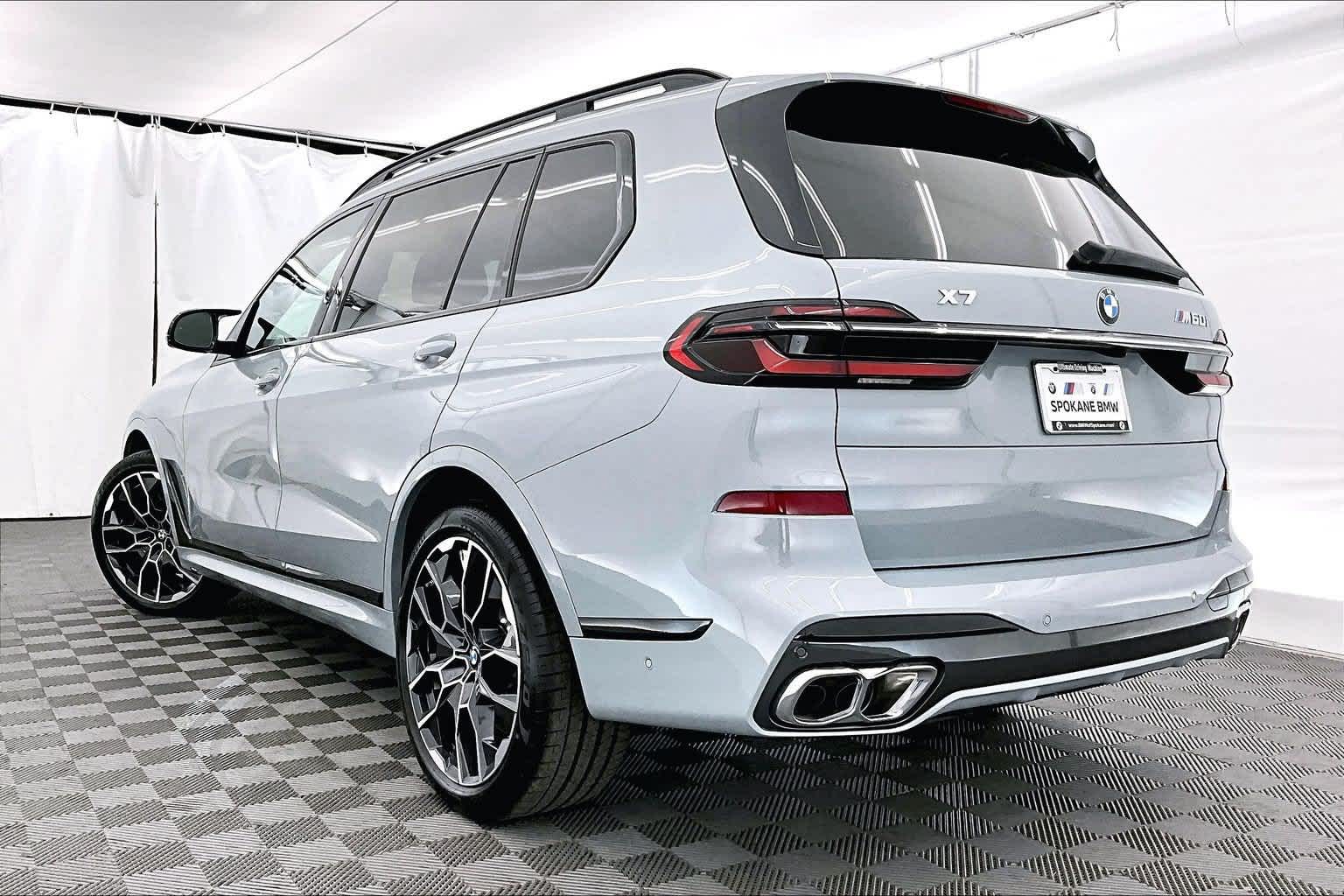 2026 BMW X7 M60i