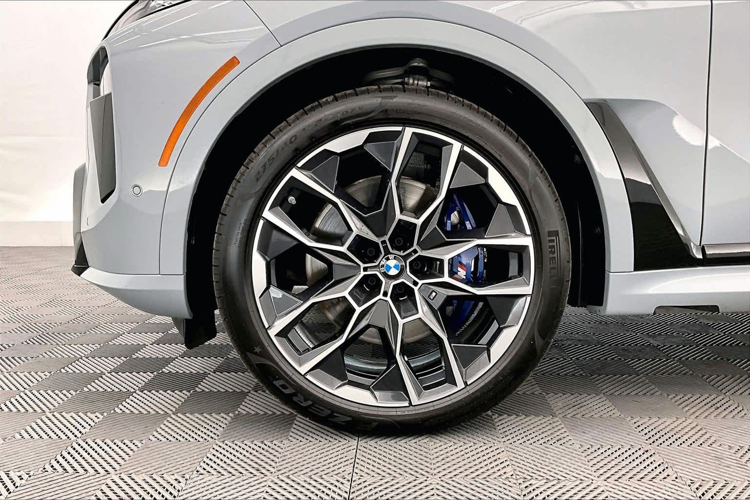 2026 BMW X7 M60i
