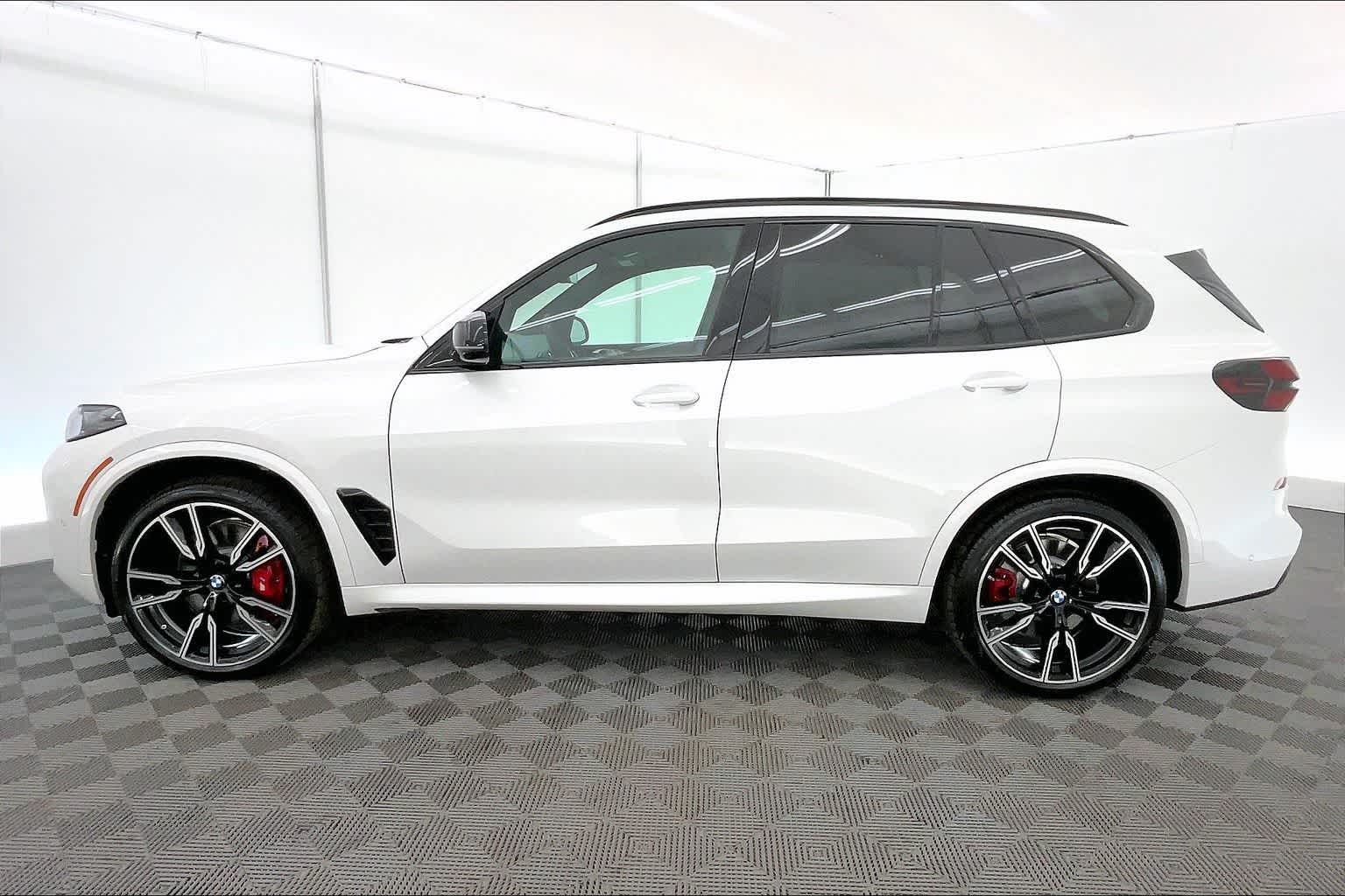 2026 BMW X5 M60i