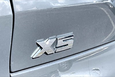2025 BMW X5 M60i