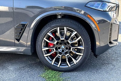 2025 BMW X5 M60i