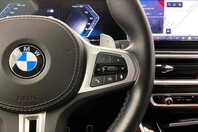 2025 BMW X5 M60i