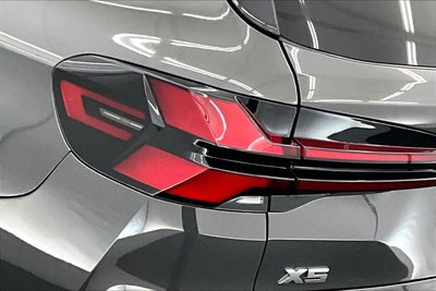 2025 BMW X5 M60i